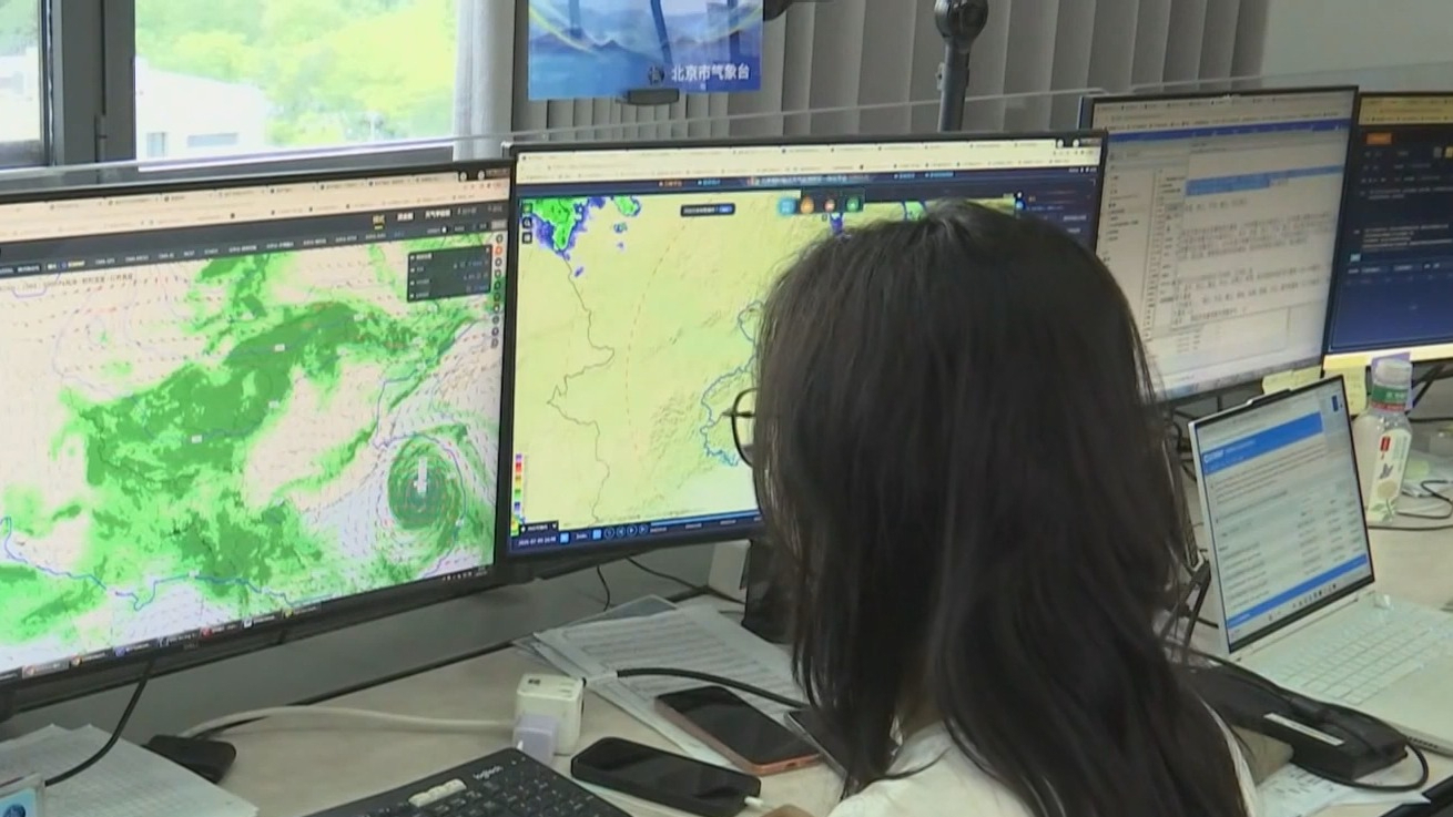 闻汛而动 筑牢防线丨北京发布今年汛期全市首个暴雨橙色预警 六区升级暴雨红色预警