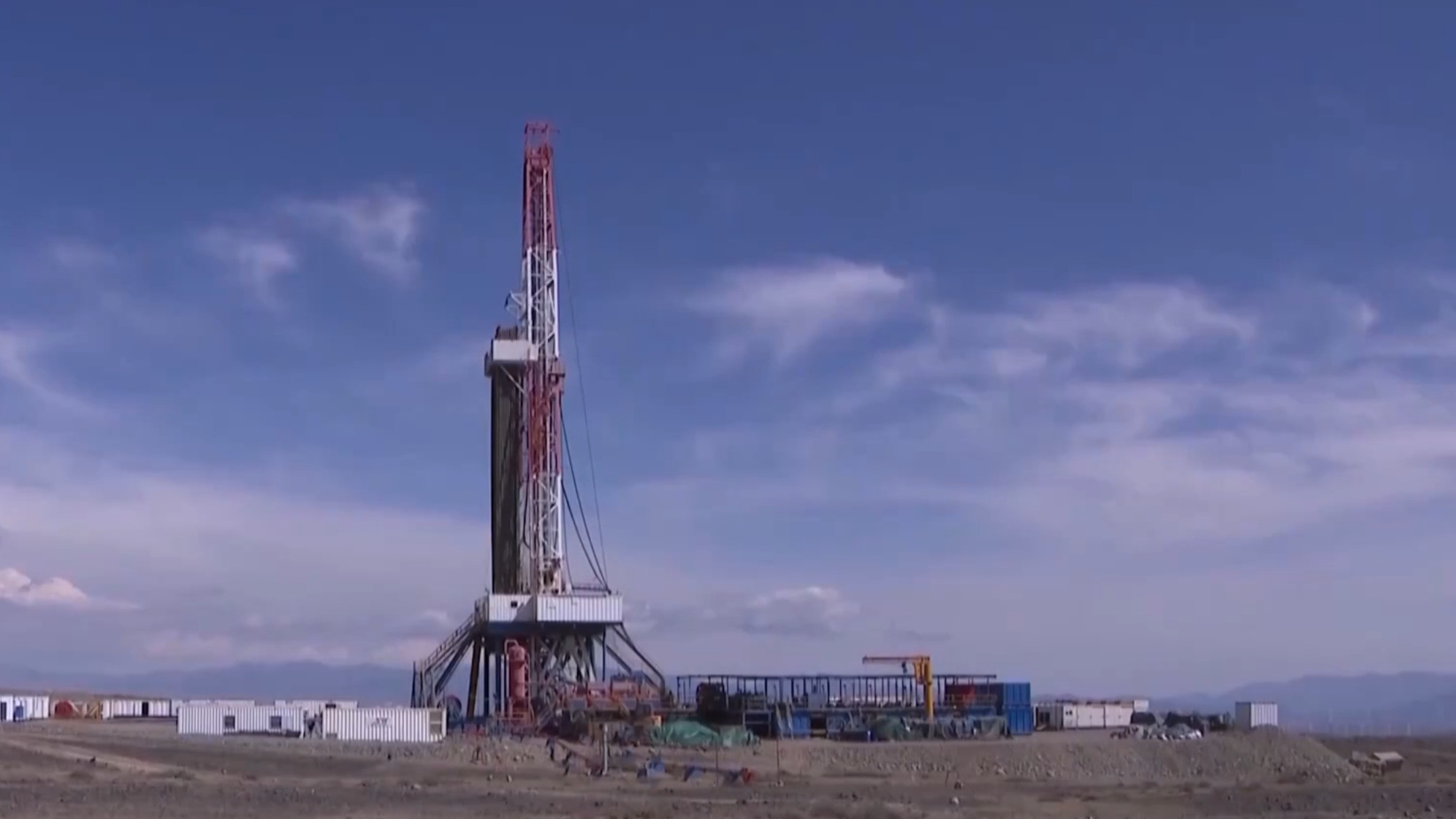 新疆达坂城探获2000亿立方米天然气 新疆达坂城探获2000亿立方米天然气