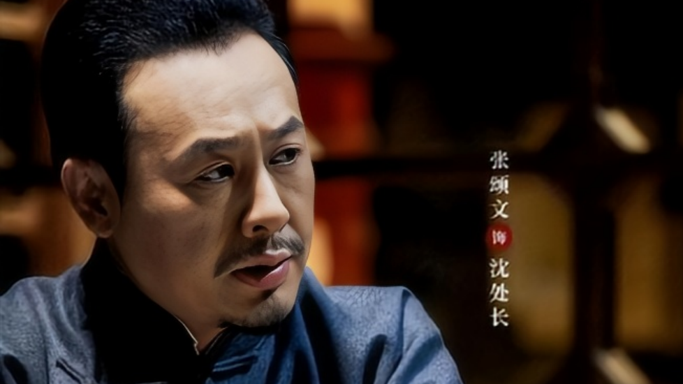 你看，张颂文的“谜之表情”！