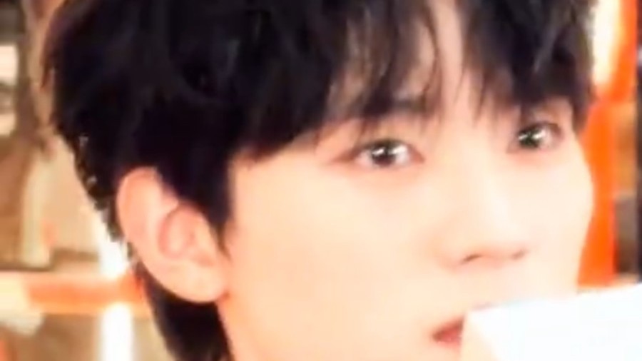 周翊然除夕暖心发红包 周翊然除夕暖心发红包