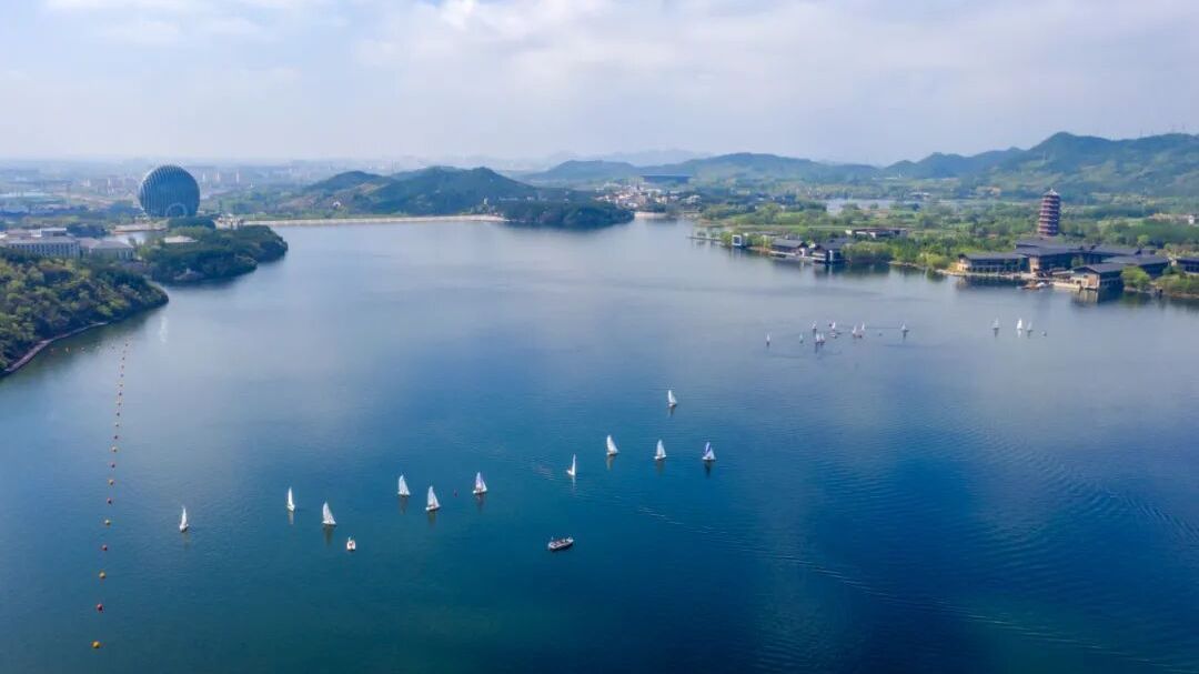 跟着北影节来怀柔|雁栖湖帆船赛周末开赛!收下这份完整观赛指南—— 跟着北影节来怀柔|雁栖湖帆船赛周末开赛!收下这份完整观赛指南——
