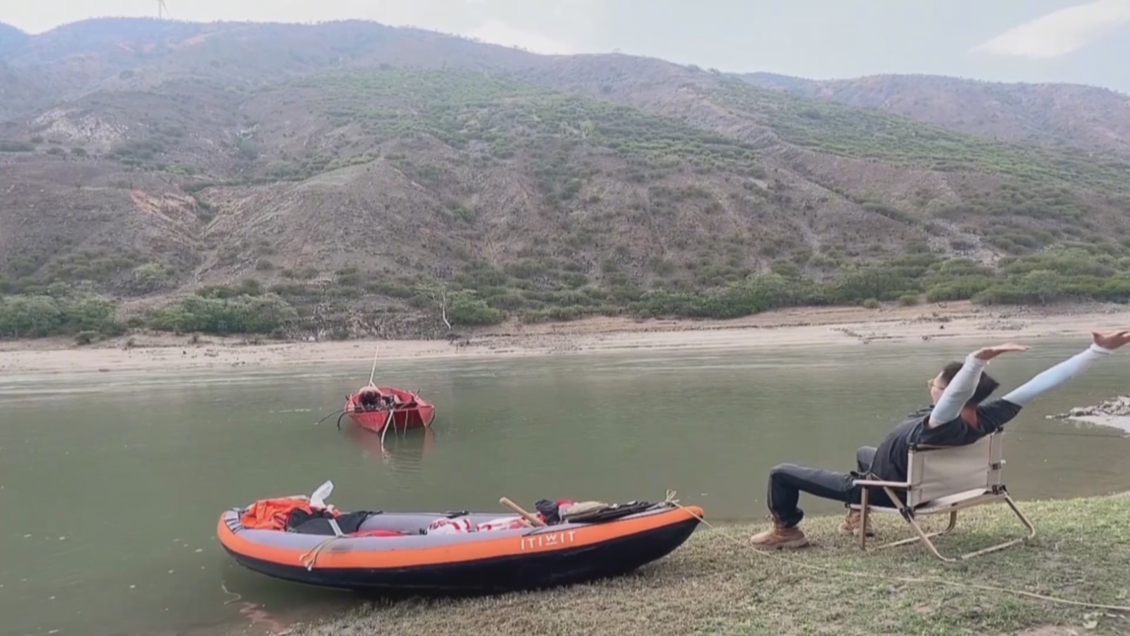 小伙沿长江漂流2400公里!水上公安:不建议这种行为 小伙沿长江漂流2400公里!水上公安:不建议这种行为