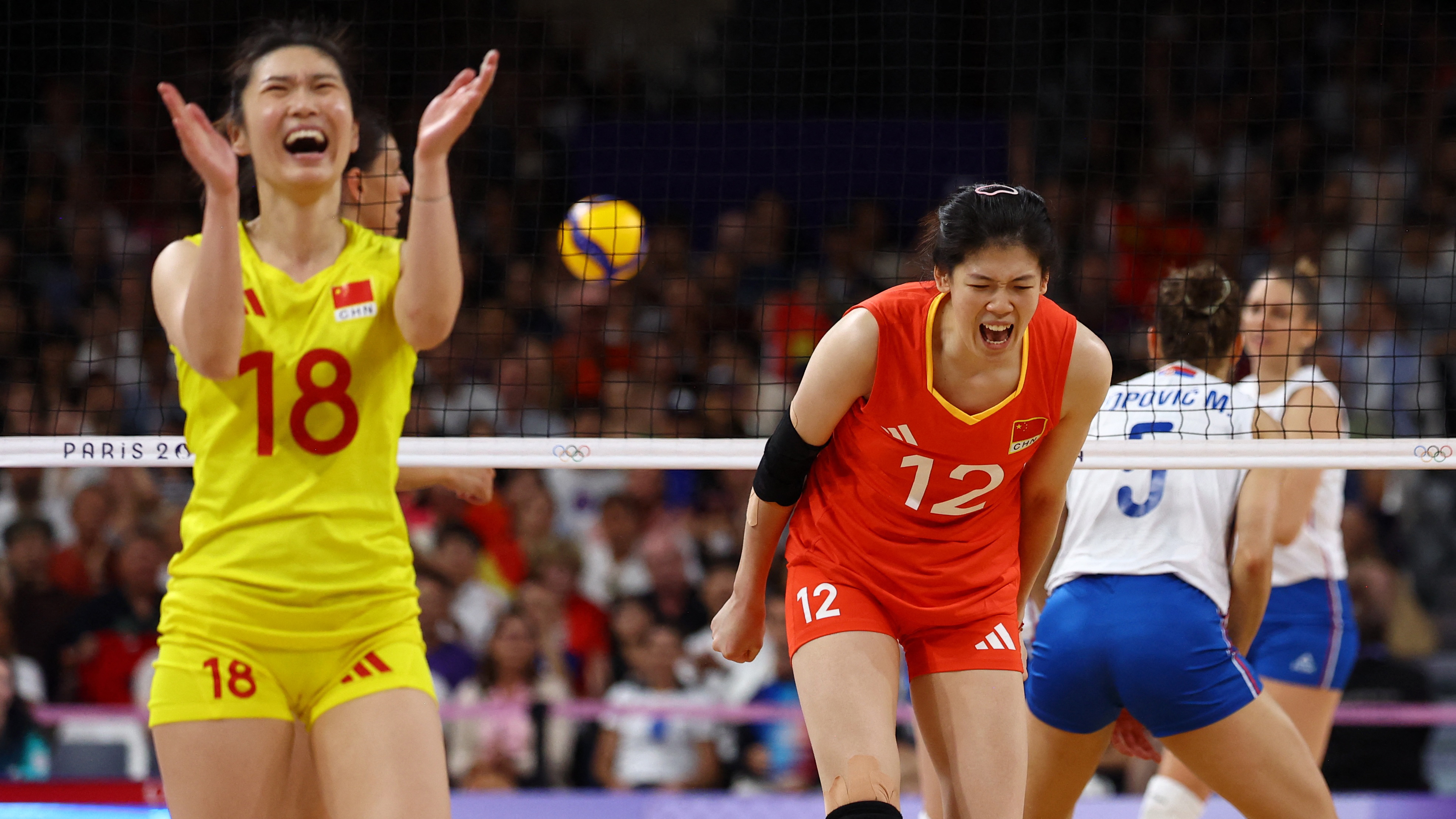 中国女排三连胜晋级8强 中国女排三连胜晋级8强