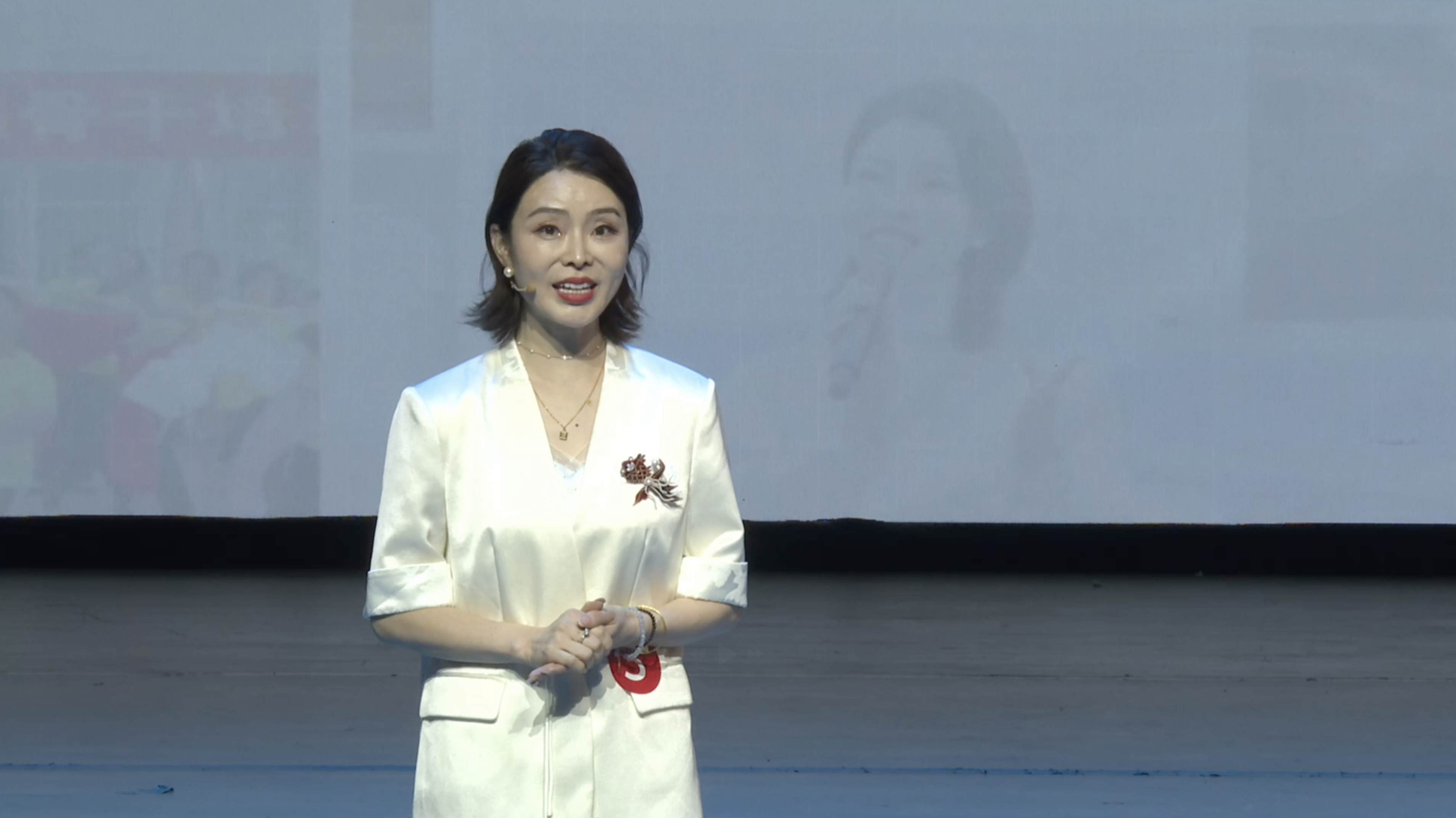“艺韵北京”主持人技能交流展演活动——朱婷婷