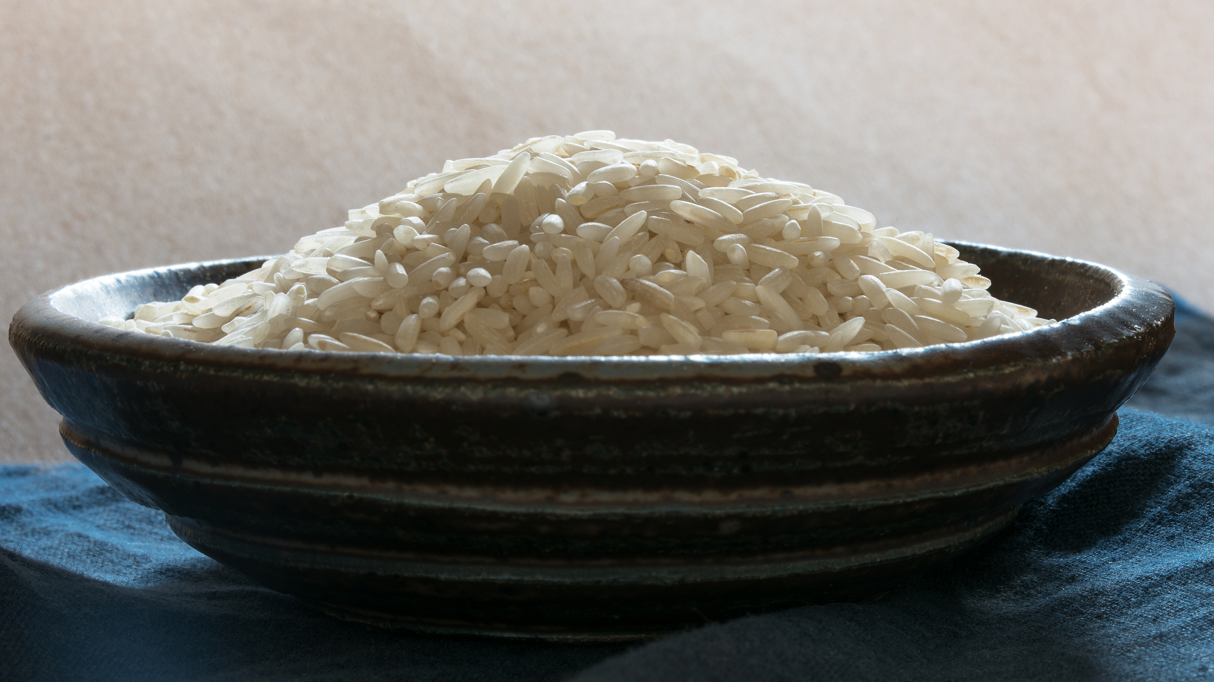 辟谣丨即食米饭能保存很久，一定是加了大量防腐剂？