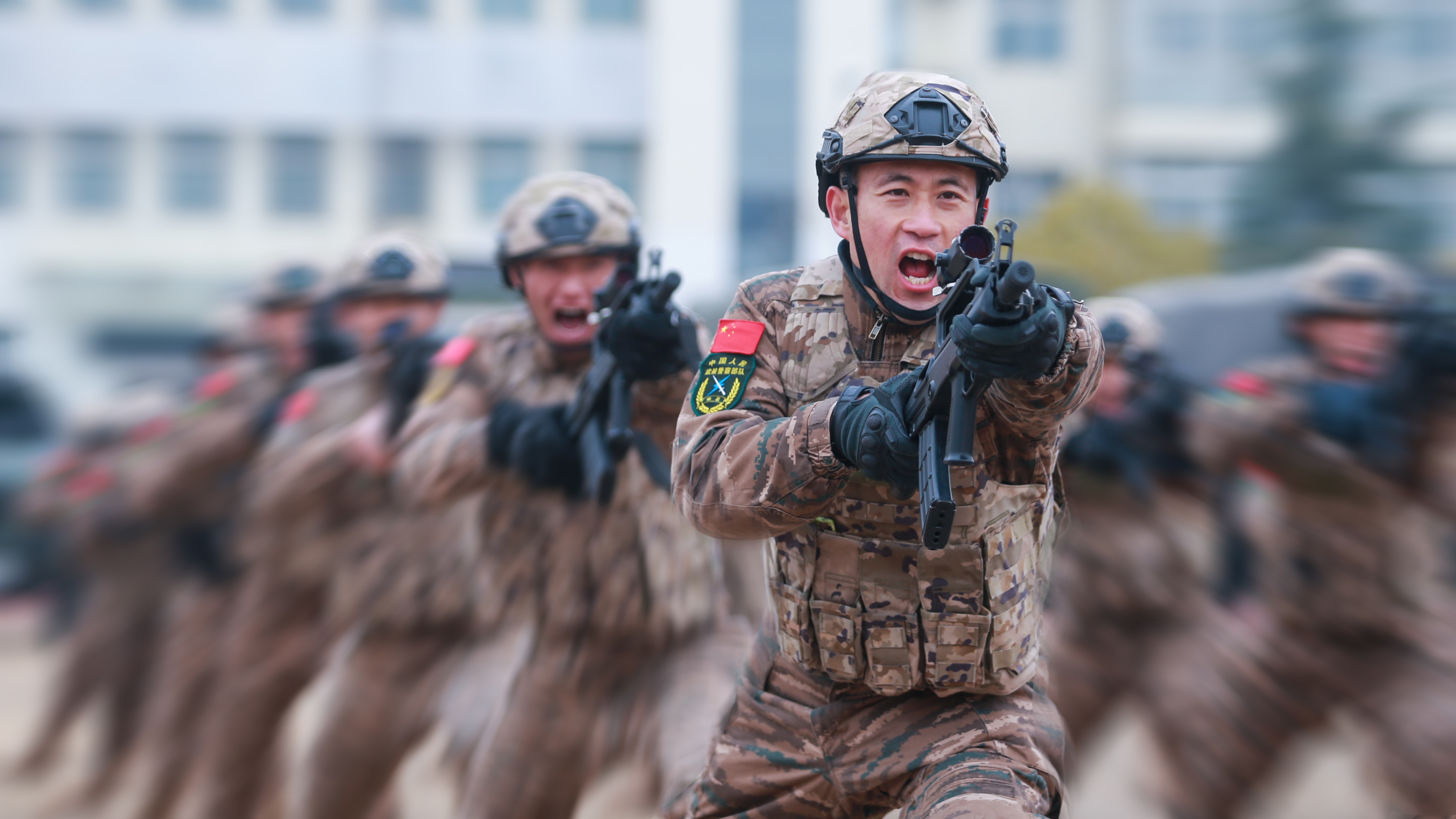 武警郑州支队展开新年度军事训练,吹响军事训练号角 武警郑州支队展开新年度军事训练,吹响军事训练号角