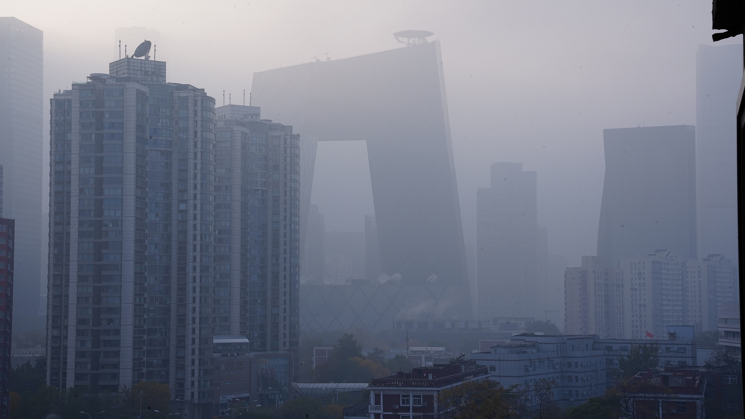 北京大雾何时结束?为什么秋冬季节频繁出现大雾天气?一文速览_北京时间