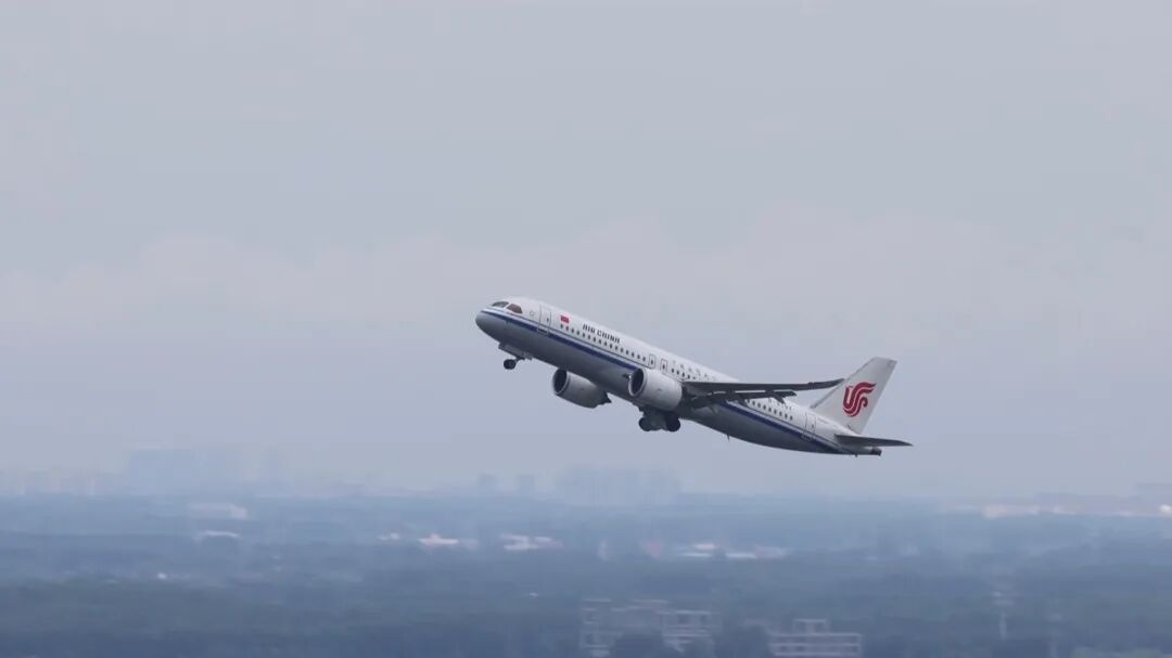 首次执飞!今起,国产大飞机C919开启全新征程 首次执飞!今起,国产大飞机C919开启全新征程