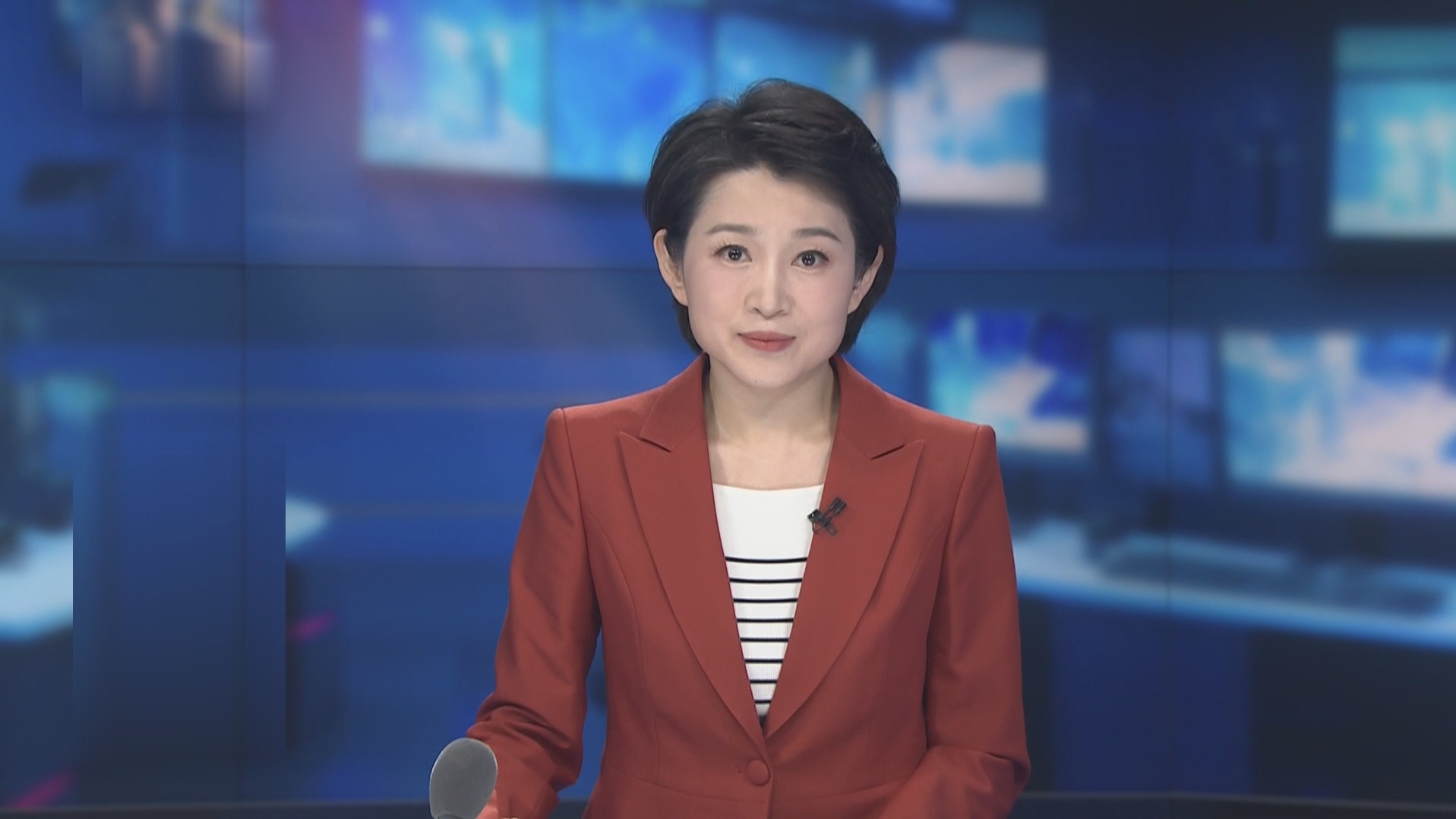 12月12日17时至20时社会车辆可借用公交专用车道 12月12日17时至20时社会车辆可借用公交专用车道