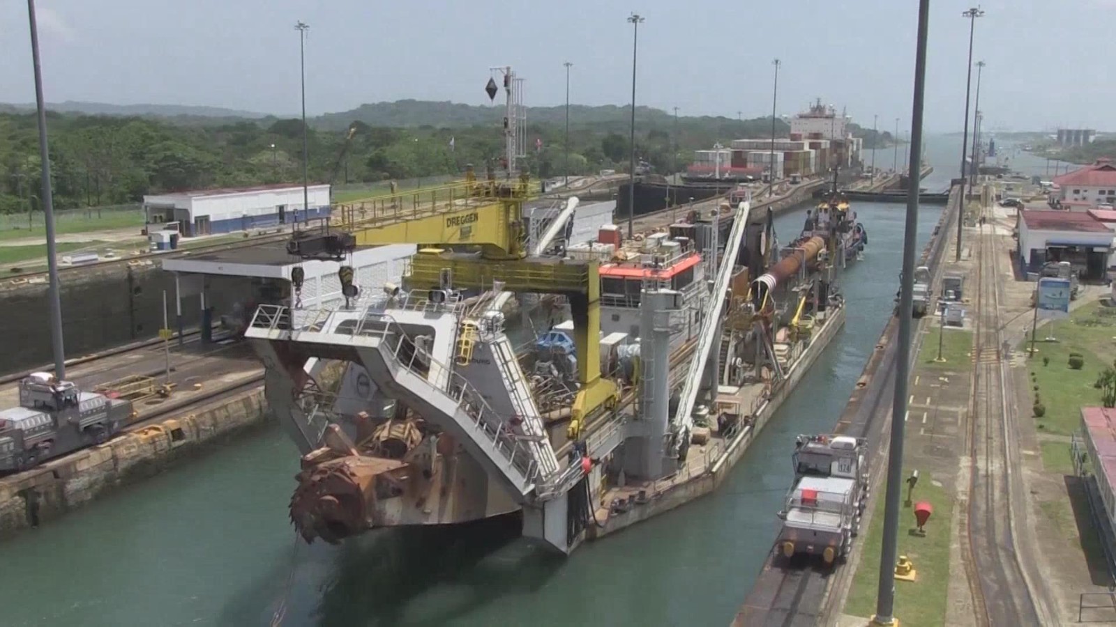 特朗普威胁“收回”巴拿马运河 巴总统称运河永远属于巴拿马 特朗普威胁“收回”巴拿马运河 巴总统称运河永远属于巴拿马