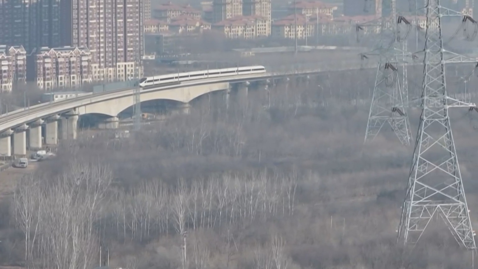 全国铁路将实行新的列车运行图 1月26日北京延安间首开高铁 全国铁路将实行新的列车运行图 1月26日北京延安间首开高铁