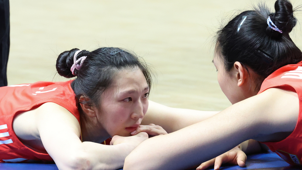 惊喜之中也有遗憾,这是年轻的中国女排必须要走的路 惊喜之中也有遗憾,这是年轻的中国女排必须要走的路