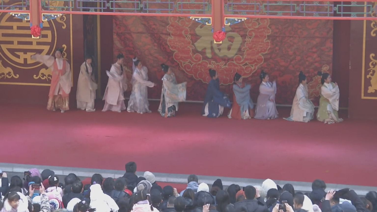 福满京城 春贺神州｜打造沉浸式文化新体验 北京大观园红楼庙会开启