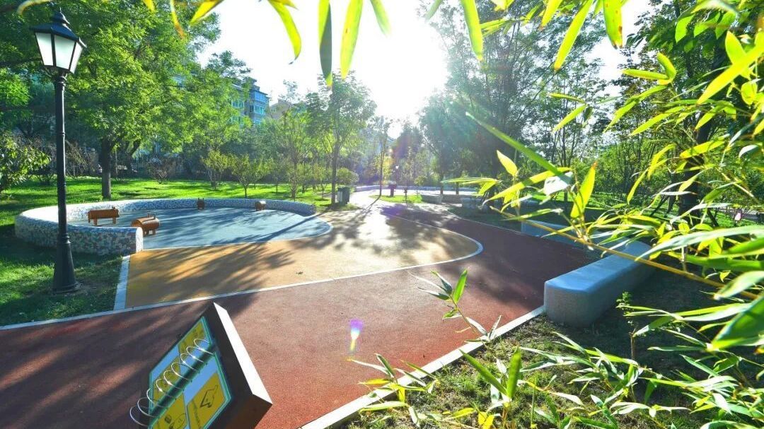 太美了！副中心多了12个小花园