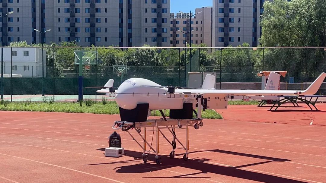 北京移动“空中基站”为5个受灾村即时接通电话 北京移动“空中基站”为5个受灾村即时接通电话