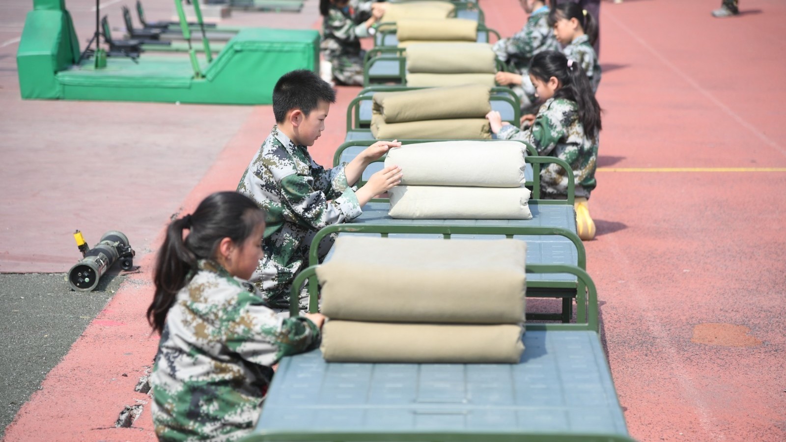 厚植爱国情怀，国防教育走进北京平谷第一小学