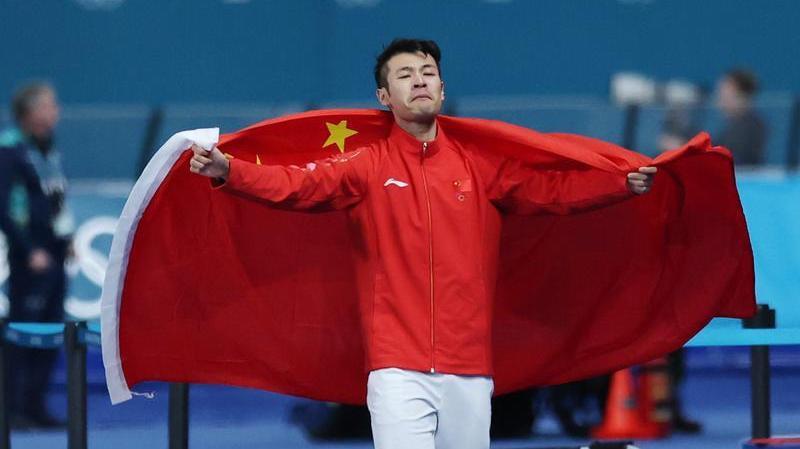 宁忠岩夺得米兰冬奥会速度滑冰男子1000米铜牌