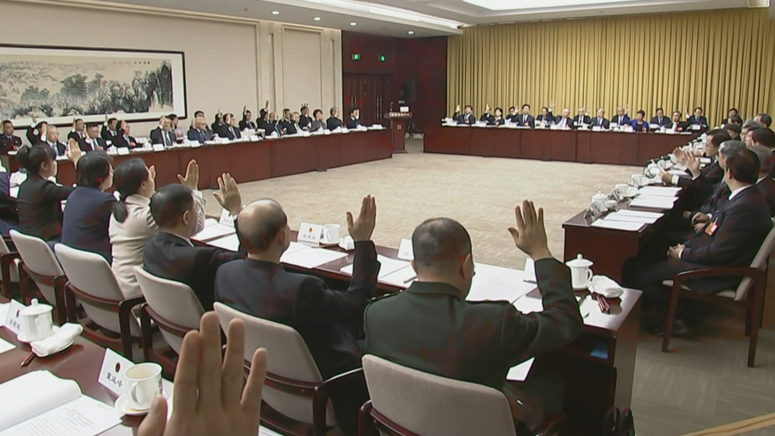 开局“十五五”两会进行时｜市十六届人大四次会议主席团召开第一次会议