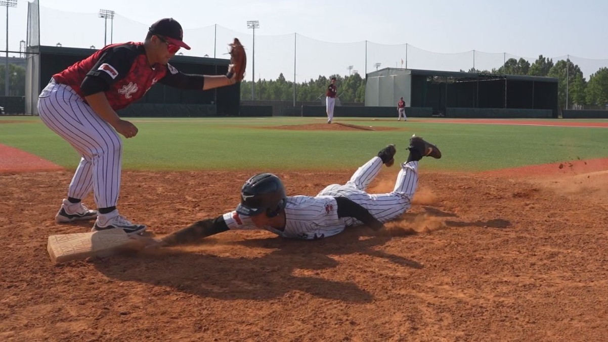 鱼跃飞扑，人PK球，大战在即