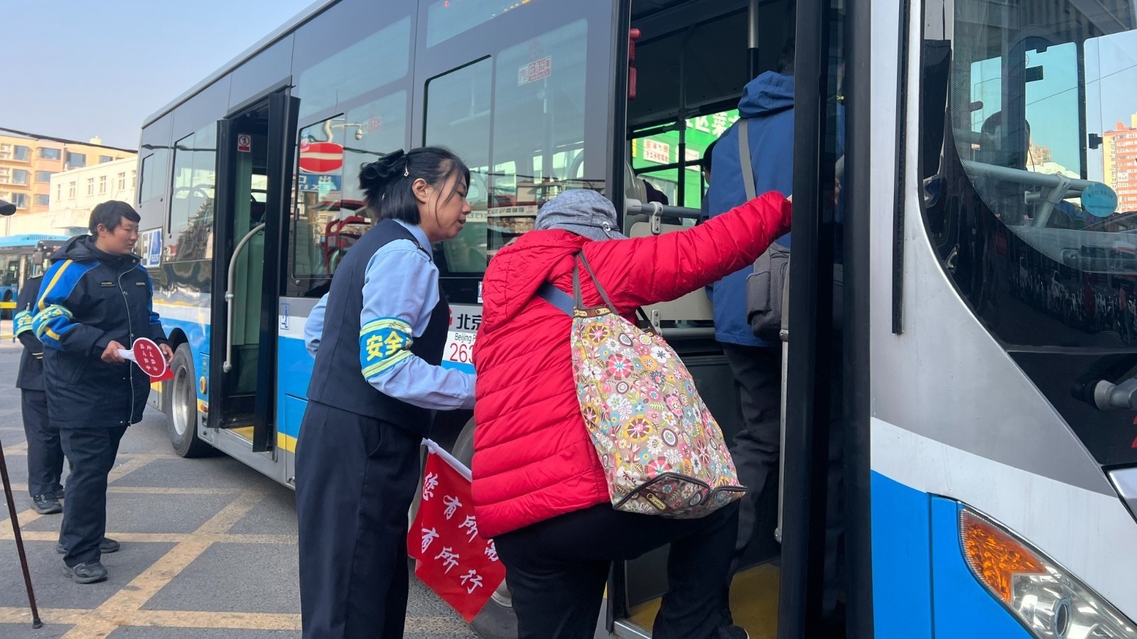 北京公交敬老爱老线路新增30条