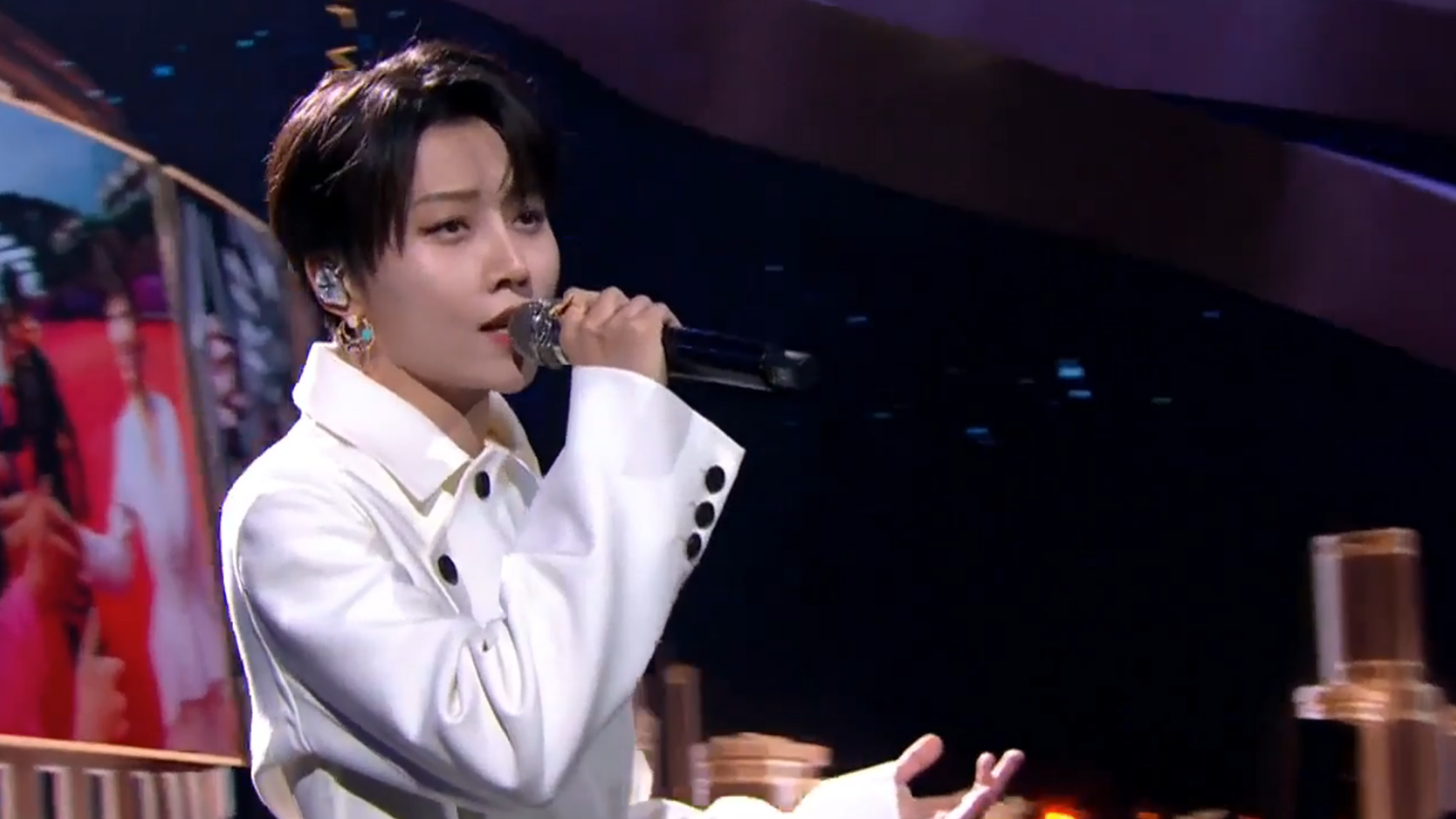 旋律绘梦，音符作光！刘雨昕献唱北影节推广曲《忽然想起来》