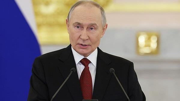 普京签署命令 2026至2027年将举办“中俄教育年” 普京签署命令 2026至2027年将举办“中俄教育年”