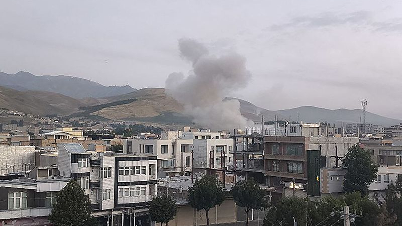 以色列空袭伊朗首都德黑兰一栋居民楼，造成包括妇女和儿童等多人伤亡