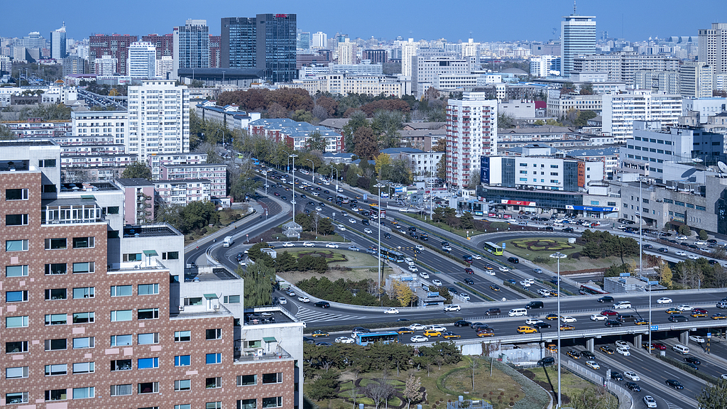 今年上半年，北京中心城区中度拥堵天数减少17天