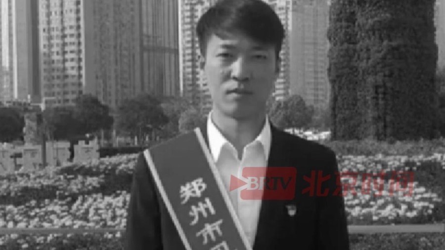 “菜刀哥”李坤朋因病去世 “菜刀哥”李坤朋因病去世